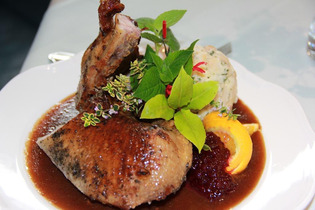 Landhotel St. Florian Sankt Florian am Inn Екстериор снимка