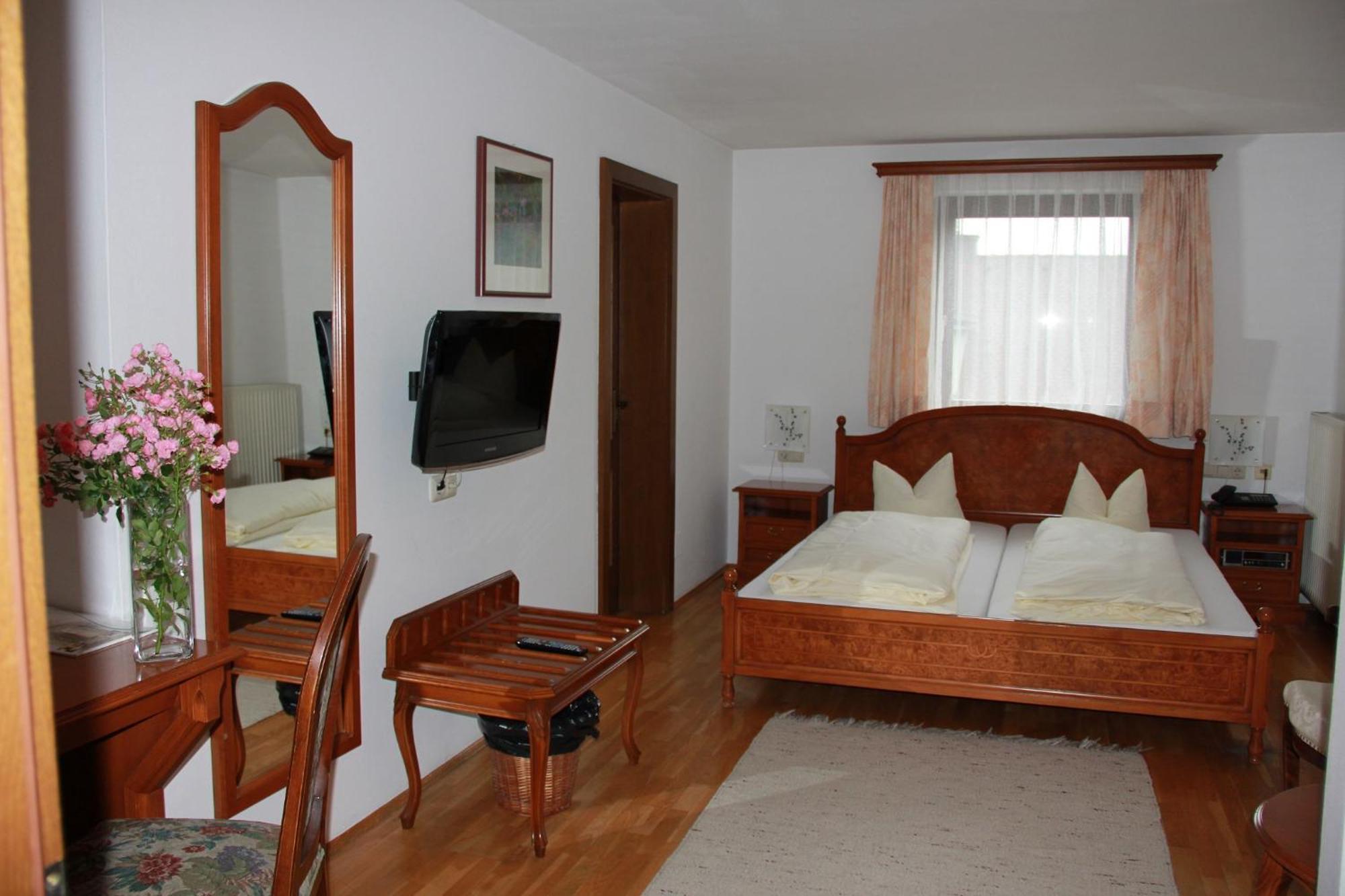Landhotel St. Florian Sankt Florian am Inn Екстериор снимка